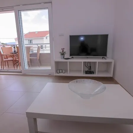 Zoya Apartman Klek